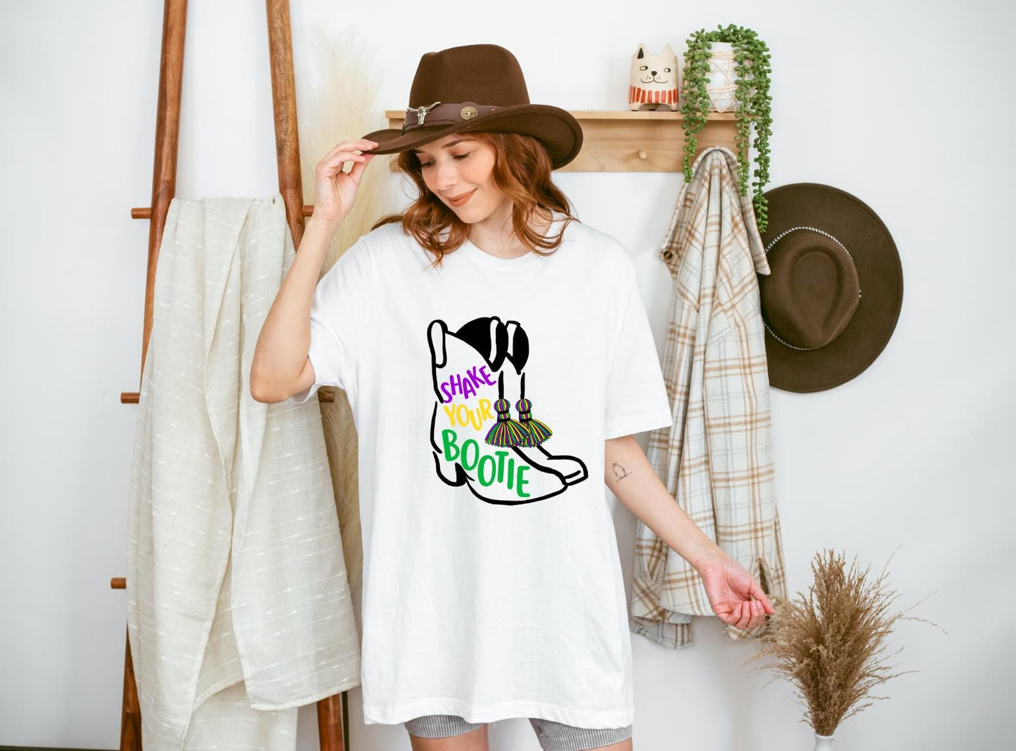 SHAKE YOUR BOOTIE Mardi Gras T-Shirt