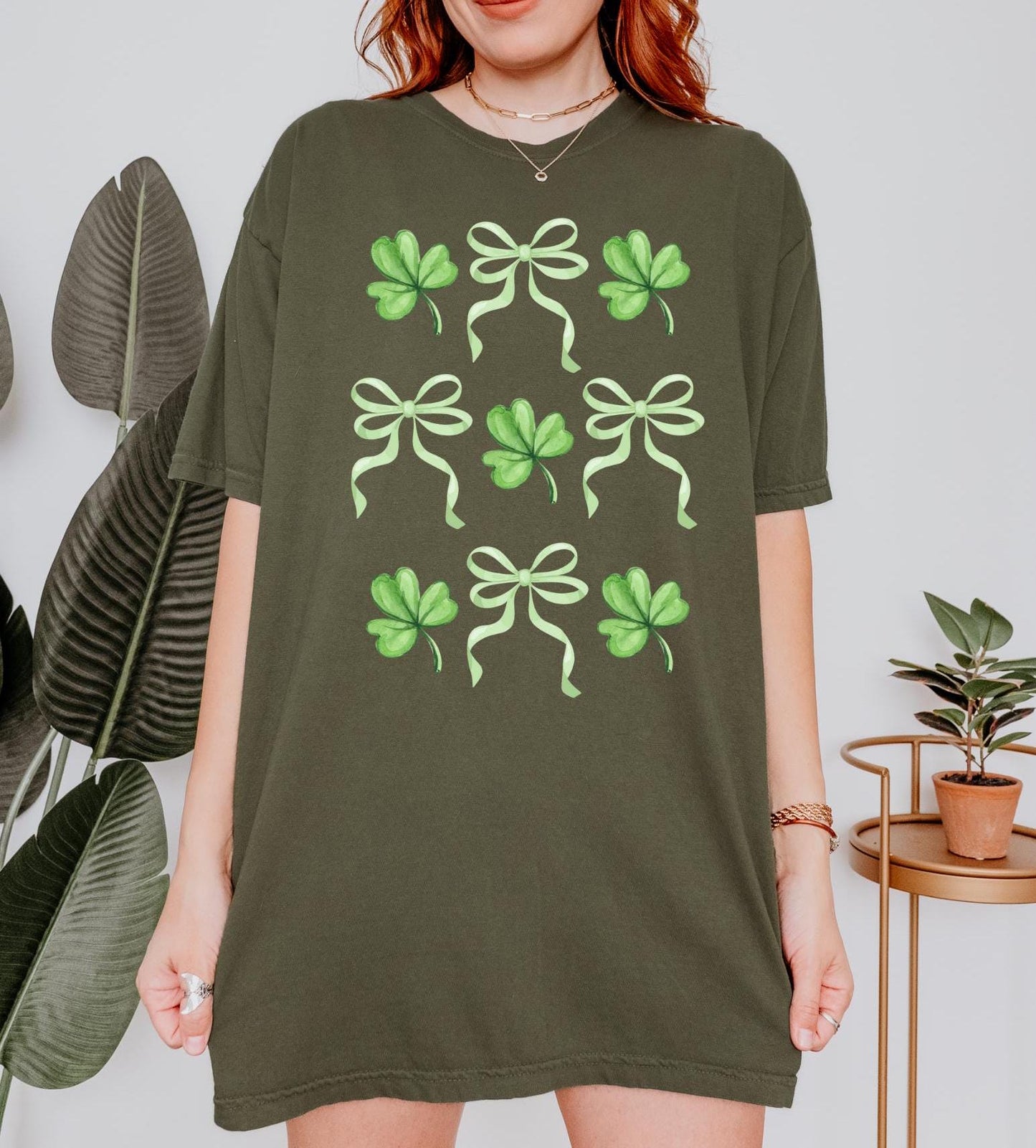 St. Patrick's Day Clover & Bow T-Shirt - Cute Green Shamrock Graphic Tee for Festive and Lucky Vibes!