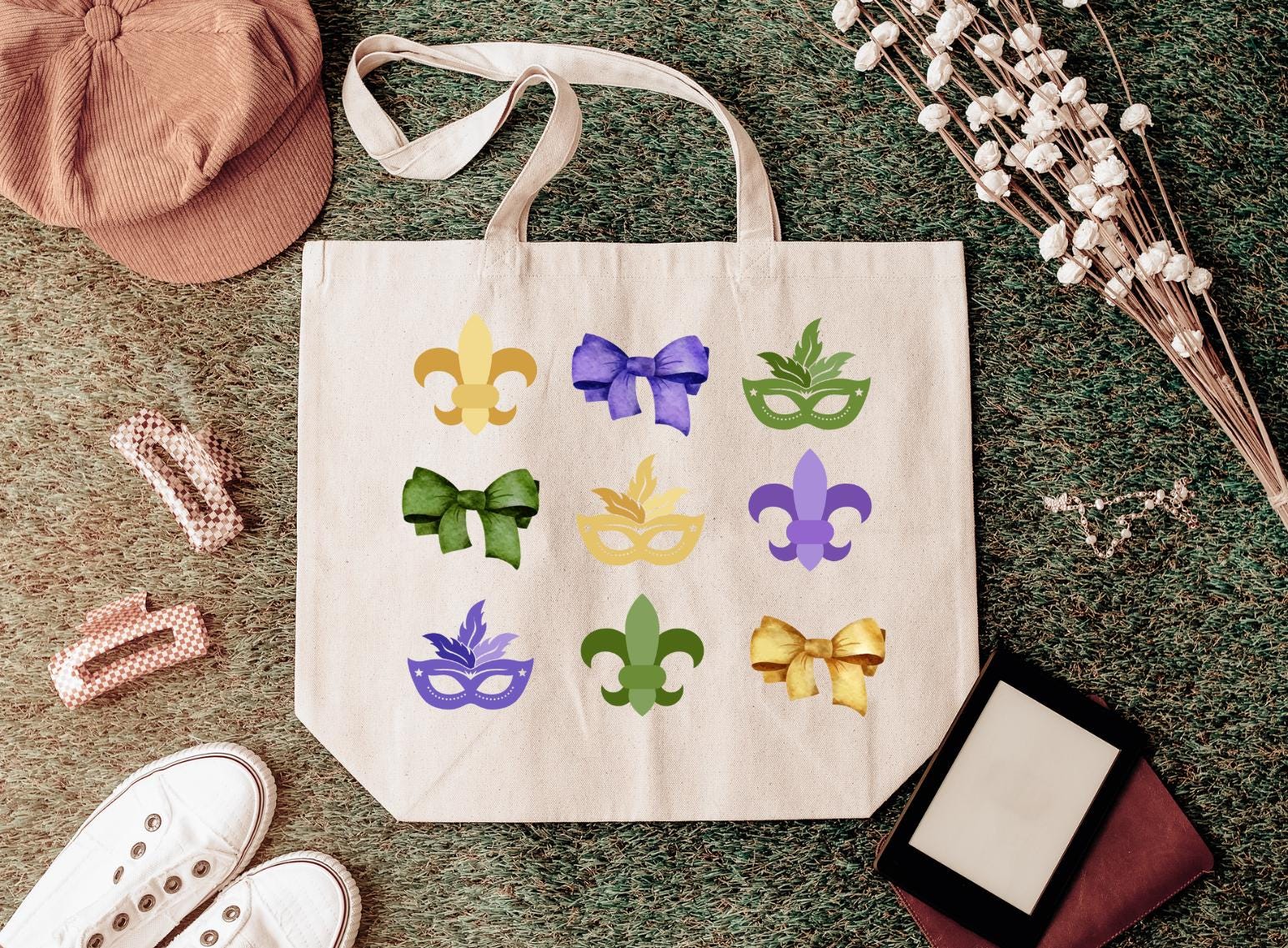 Mardi Gras Tote Bag for beads and more! | tote, bead bag, cute, bows, holiday