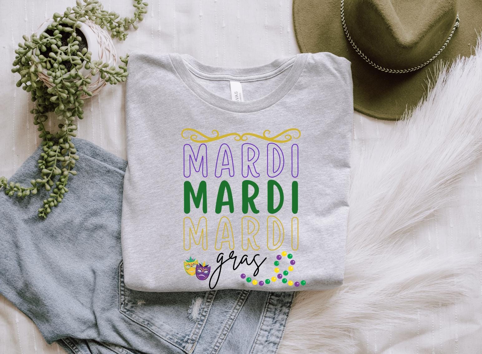 Mardi Gras Oversized Graphic T-Shirt – Colorful Festive Carnival Tee, New Orleans Party Shirt, Bold Lettering, Beads & Mask Design